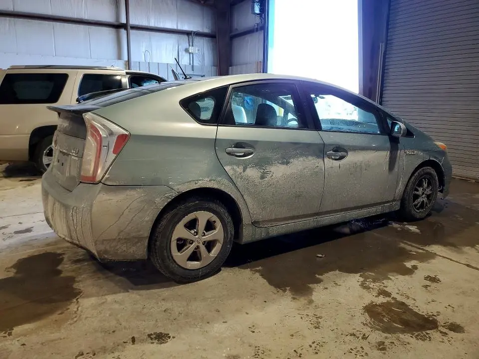 2013 TOYOTA PRIUS   