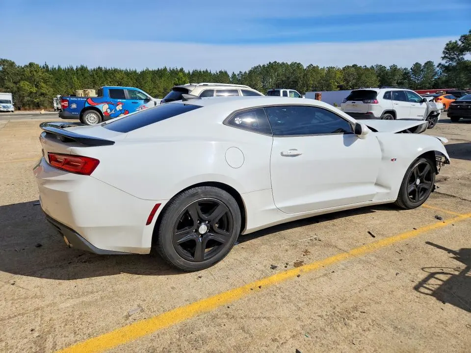 2017 CHEVROLET CAMARO LT  
