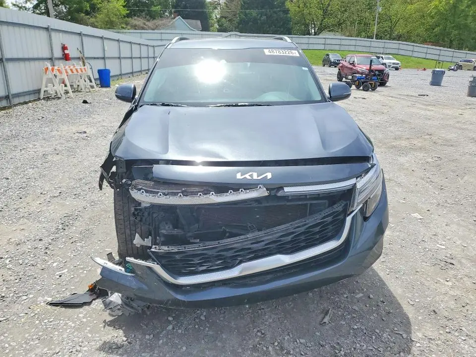 2023 KIA SELTOS S  