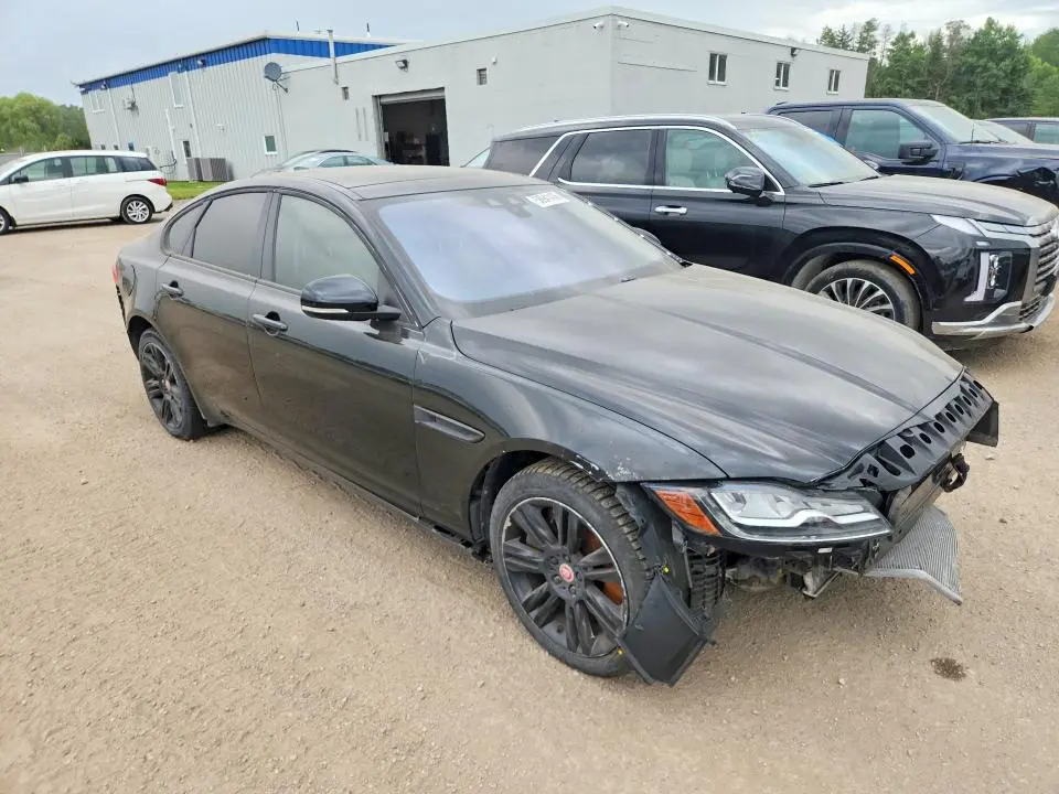2017 JAGUAR XF PREMIUM  