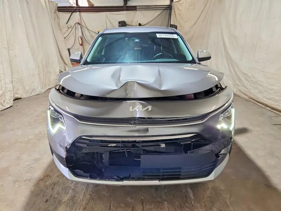 2025 KIA NIRO LX  