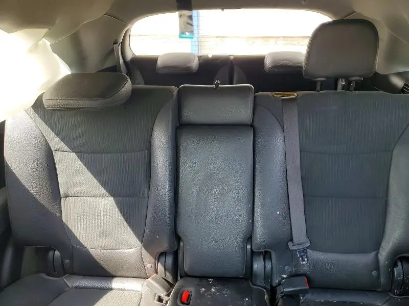 2011 KIA SORENTO EX  