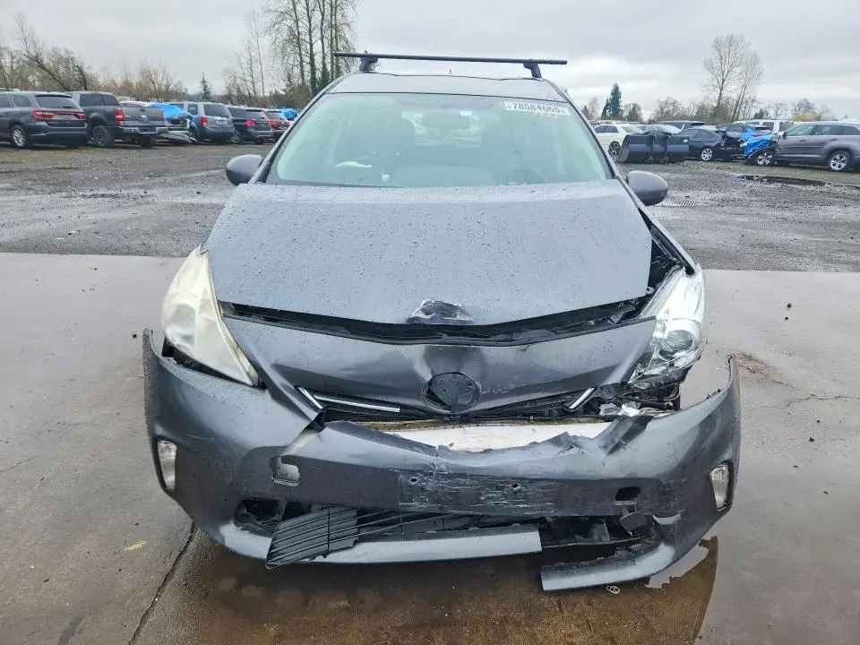 2012 TOYOTA PRIUS V   