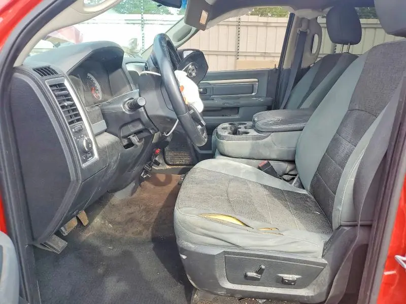 2014 RAM 1500 SLT  
