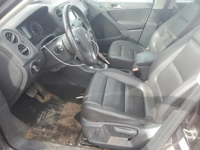 2016 VOLKSWAGEN TIGUAN S  
