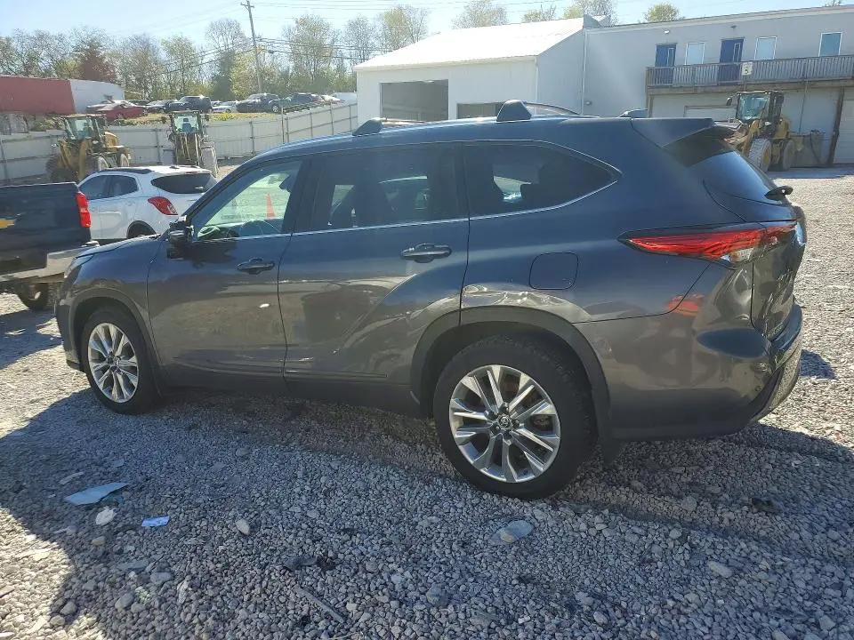 2022 TOYOTA HIGHLANDER LIMITED  