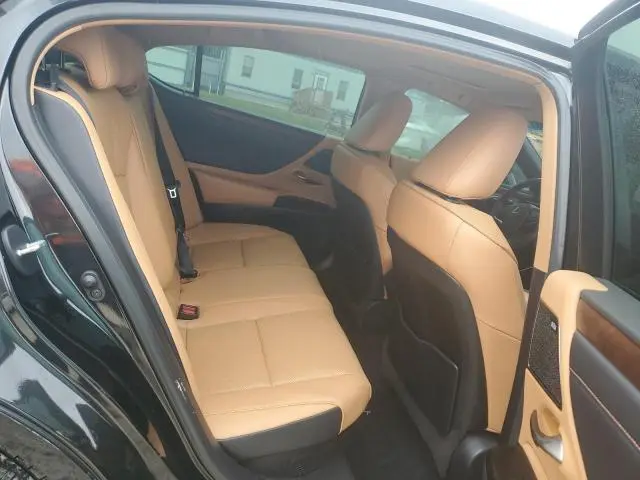 2022 LEXUS ES 300H BASE  