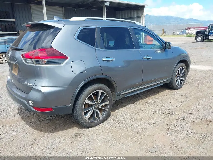 2018 NISSAN ROGUE SL