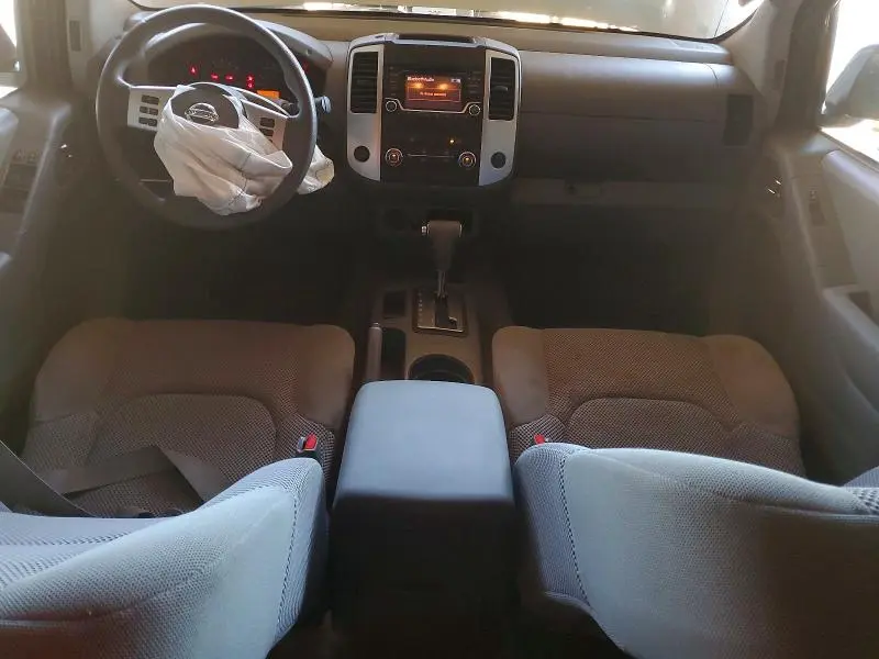2018 NISSAN FRONTIER SV  