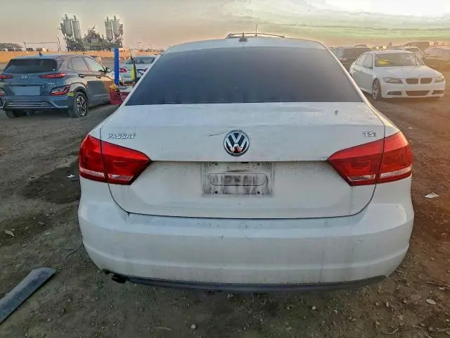 2015 VOLKSWAGEN PASSAT S  