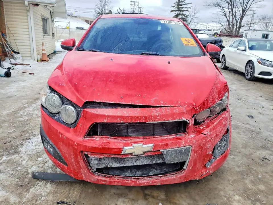 2015 CHEVROLET SONIC LT  