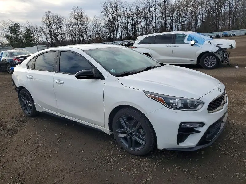 2021 KIA FORTE GT LINE  