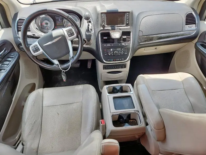 2011 CHRYSLER TOWN & COUNTRY TOURING L  