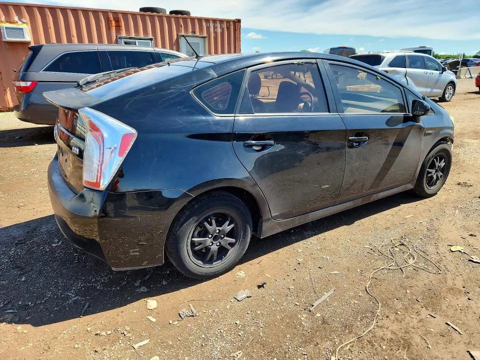 2013 TOYOTA PRIUS TWO  