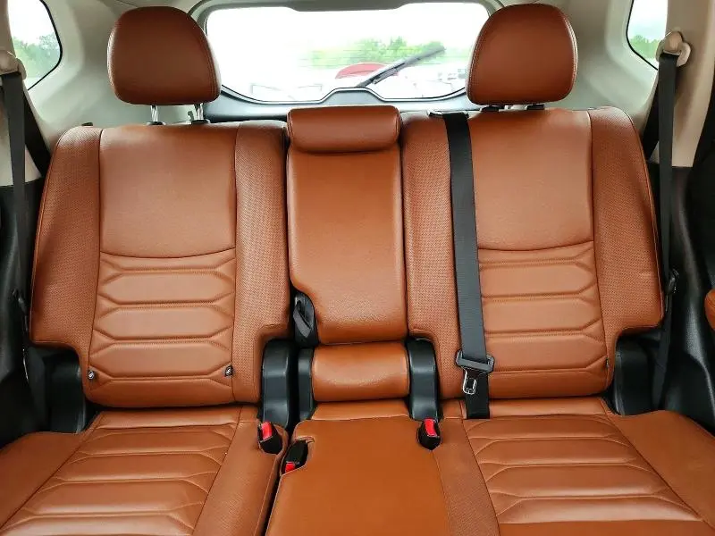 2017 NISSAN ROGUE SL  