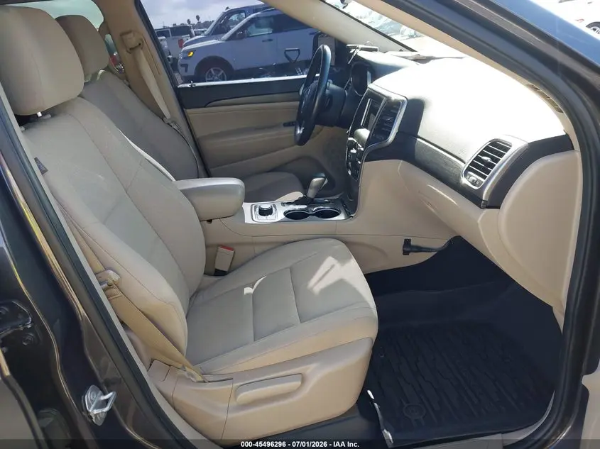 2019 JEEP GRAND CHEROKEE LAREDO E 4X4