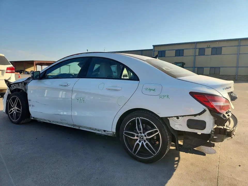2019 MERCEDES-BENZ CLA 250  