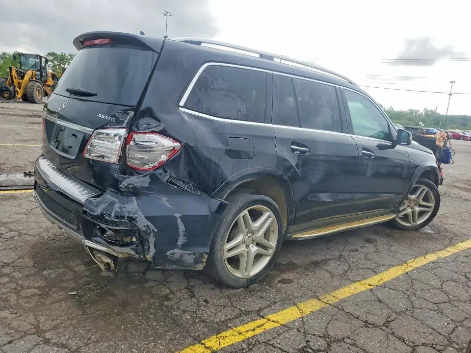 2016 MERCEDES-BENZ GL 550 4MATIC  