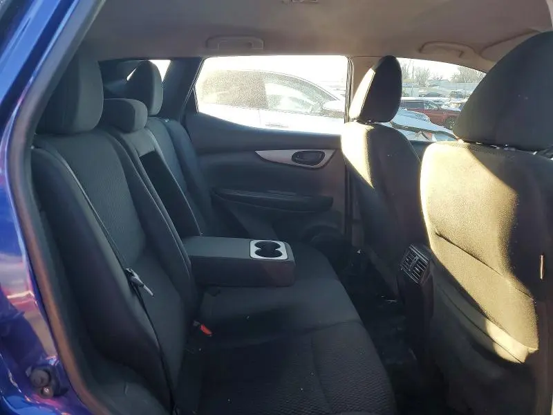 2018 NISSAN ROGUE SPORT S  