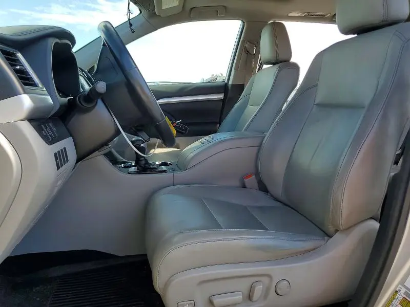 2018 TOYOTA HIGHLANDER XLE  