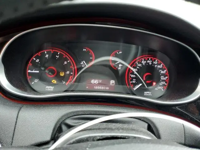 2015 DODGE DART SXT  