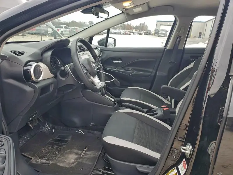 2020 NISSAN VERSA SV  