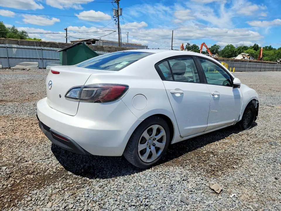 2011 MAZDA 3 I  