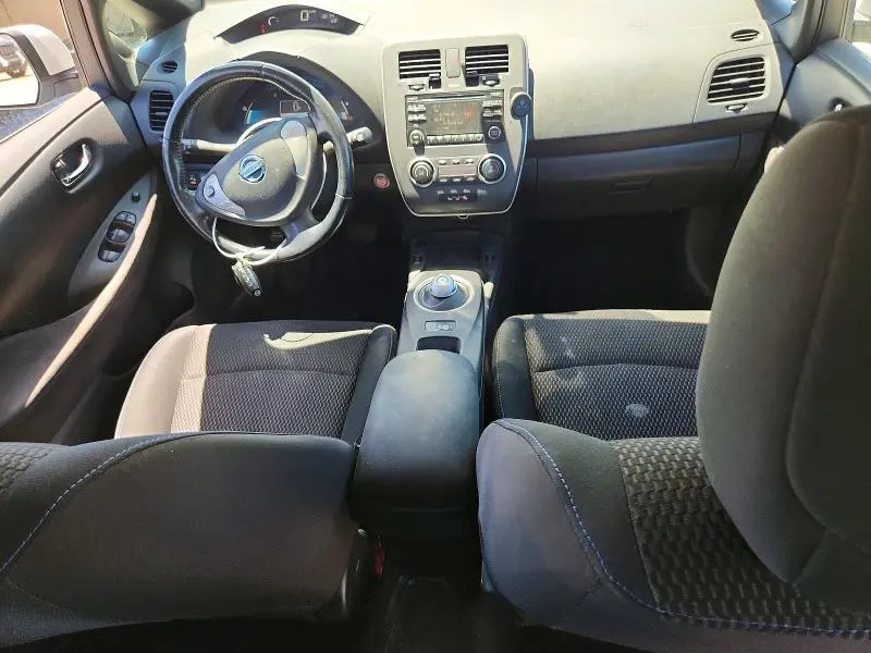 2013 NISSAN LEAF S  