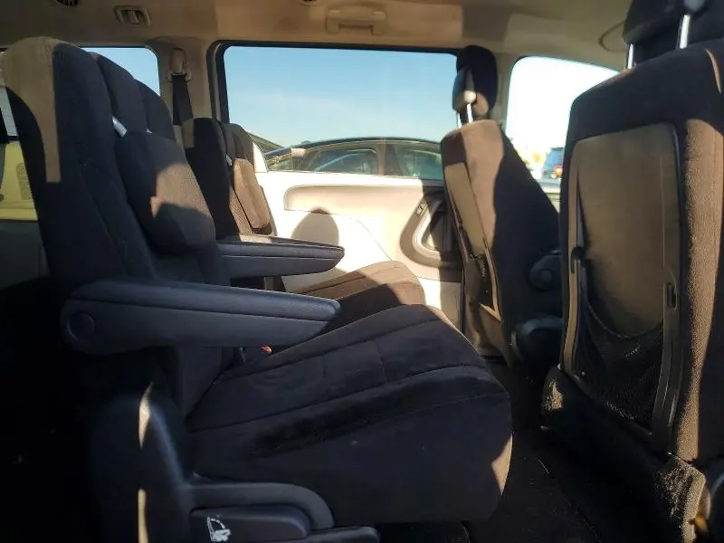 2014 DODGE GRAND CARAVAN SXT  