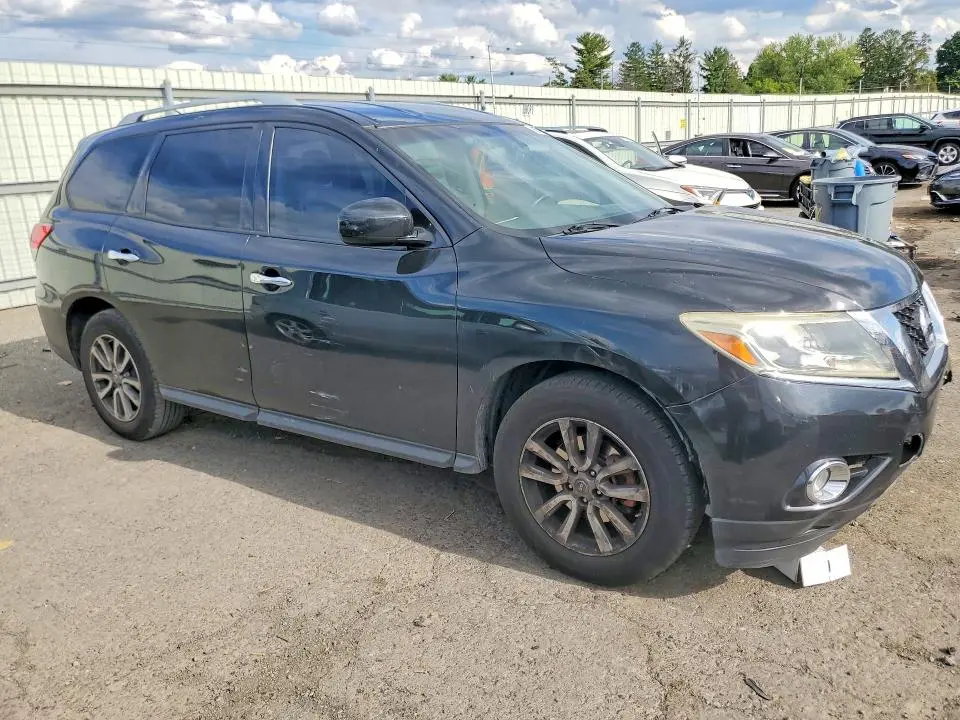 2016 NISSAN PATHFINDER SV  