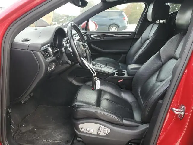 2018 PORSCHE MACAN   
