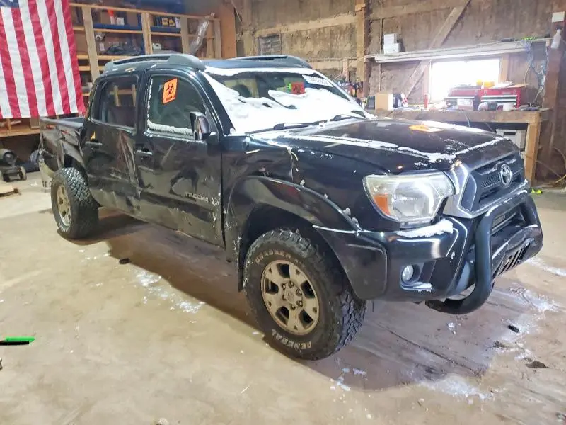 2015 TOYOTA TACOMA   