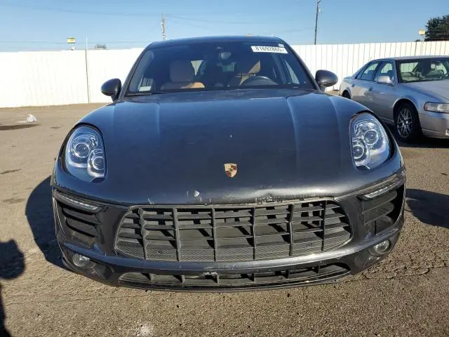 2018 PORSCHE MACAN   