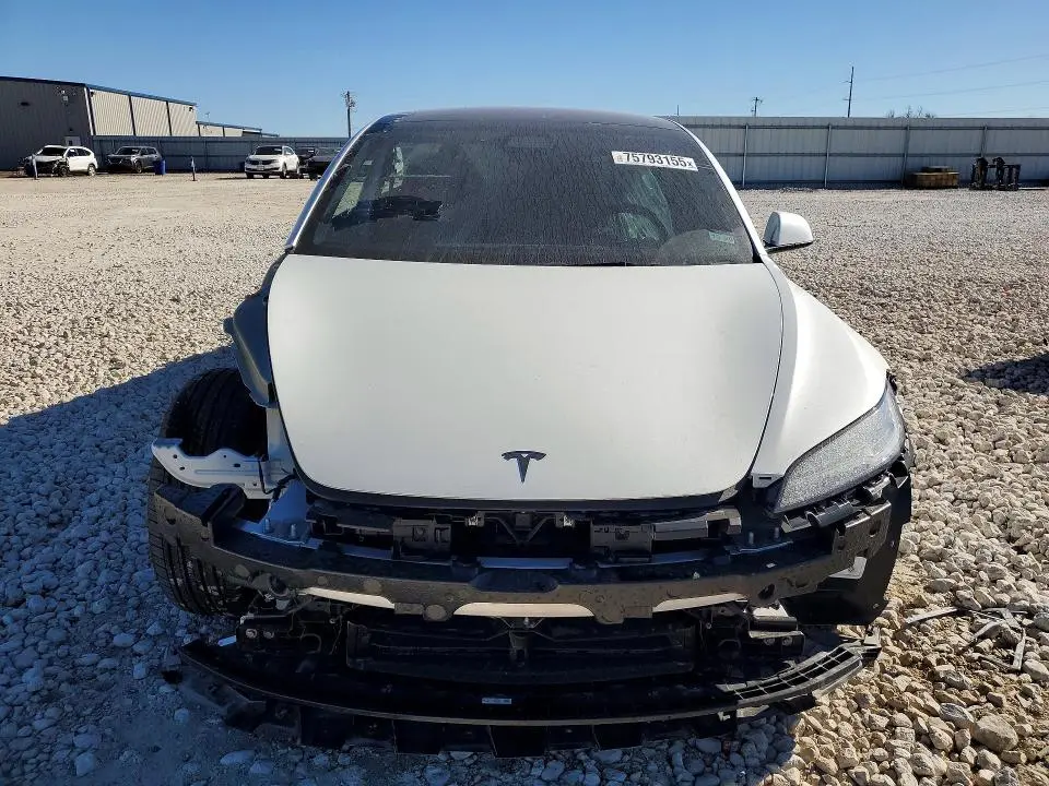 2026 TESLA MODEL 3   
