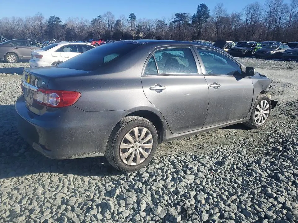 2013 TOYOTA COROLLA BASE  