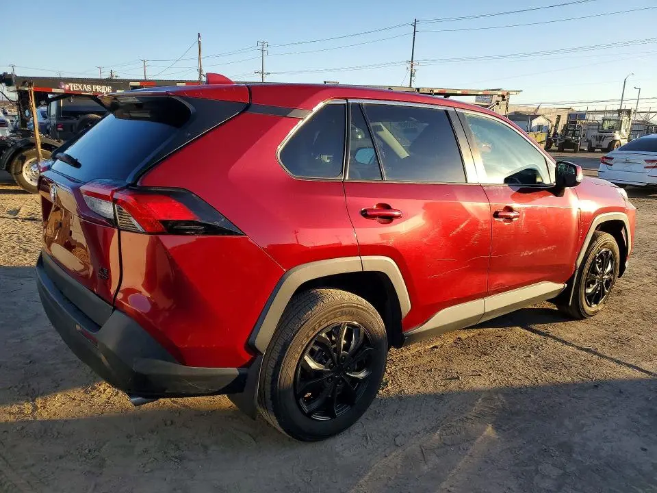 2022 TOYOTA RAV4 LE  