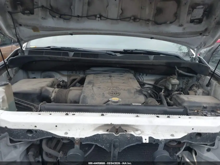 2011 TOYOTA TUNDRA GRADE 5.7L V8