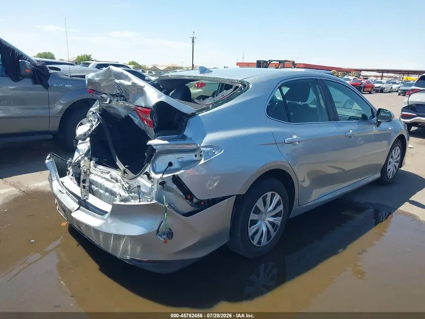 2020 TOYOTA CAMRY LE HYBRID