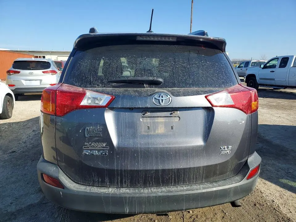 2015 TOYOTA RAV4 XLE  