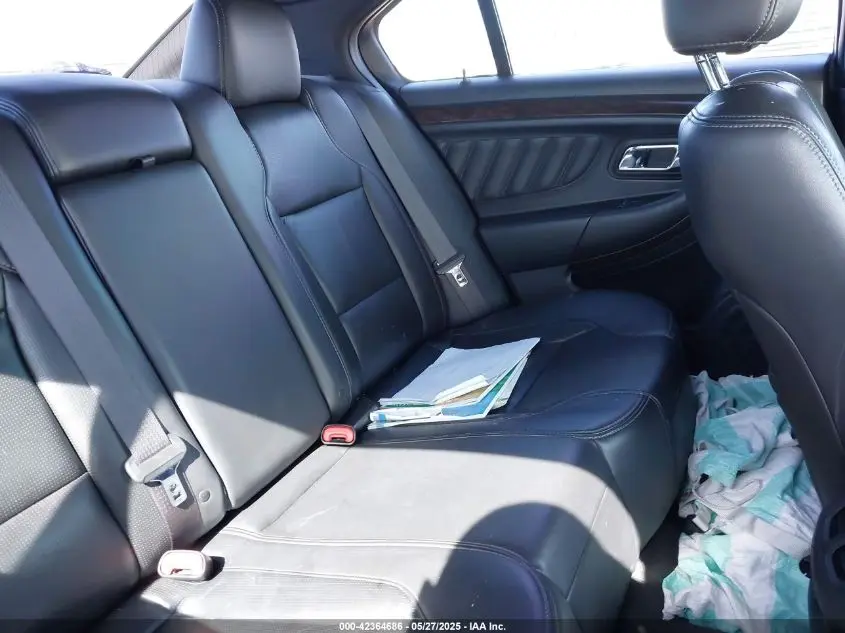 2016 FORD TAURUS LIMITED