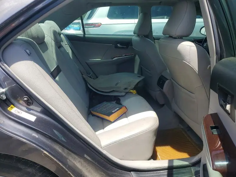 2012 TOYOTA CAMRY XLE  