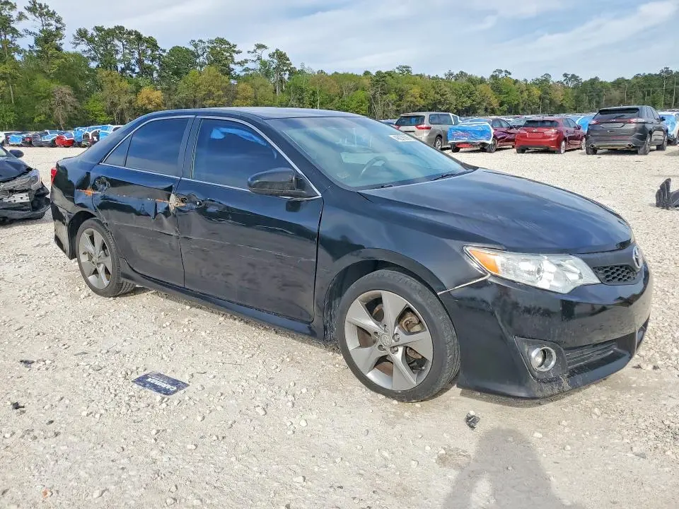 2014 TOYOTA CAMRY SE SPORT  
