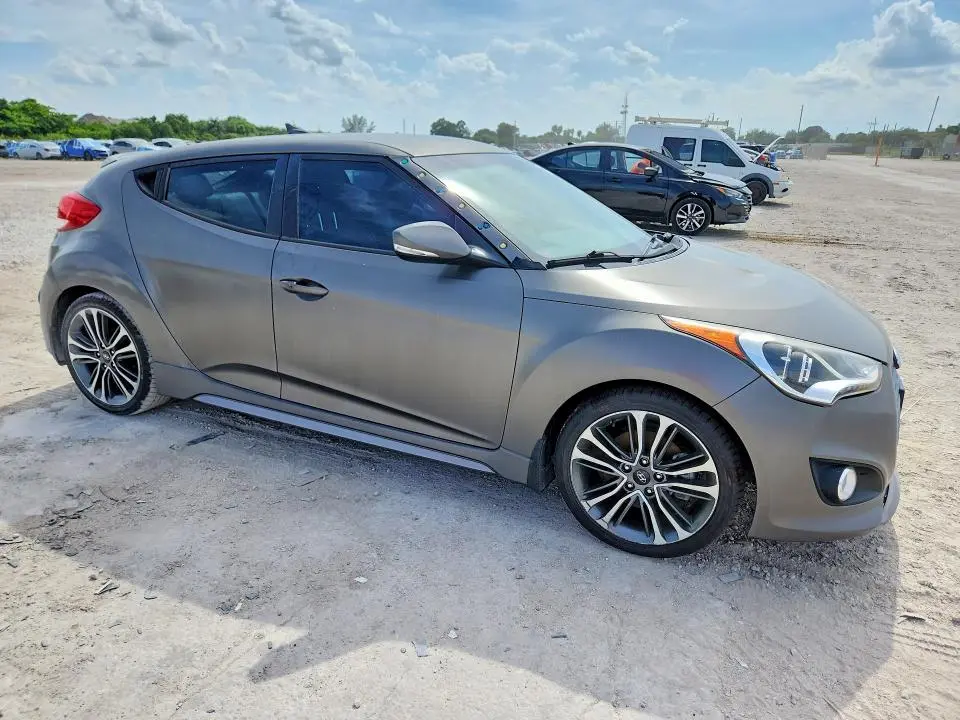 2016 HYUNDAI VELOSTER TURBO  