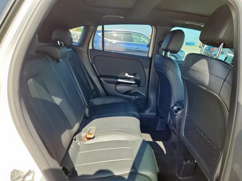 2021 MERCEDES-BENZ GLA 250 4MATIC  