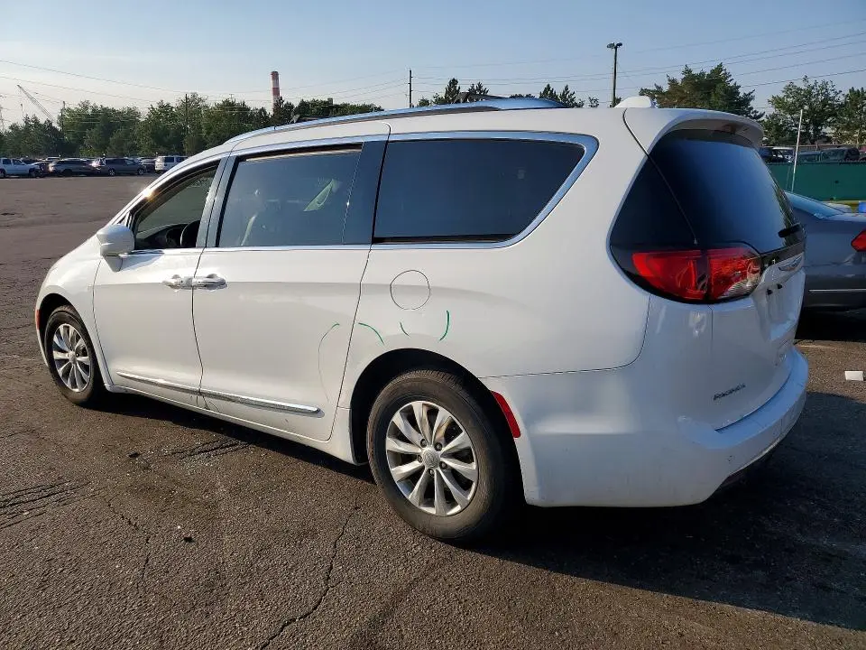 2019 CHRYSLER PACIFICA TOURING L  