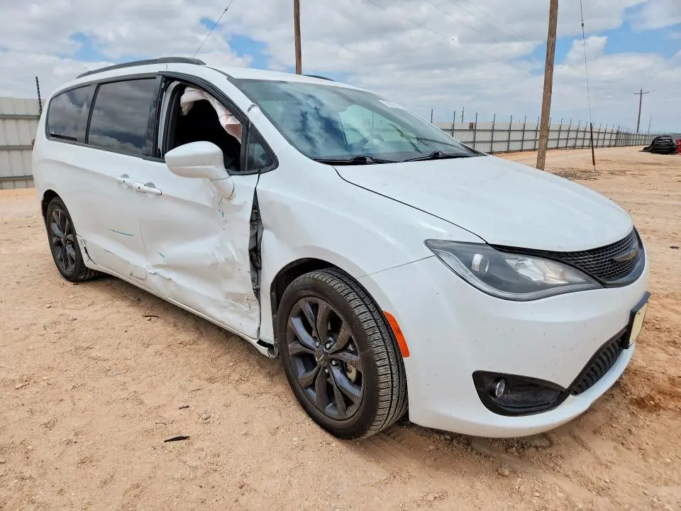 2020 CHRYSLER PACIFICA TOURING L  