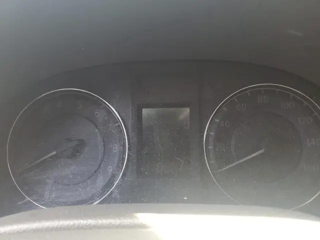 2011 INFINITI G37   