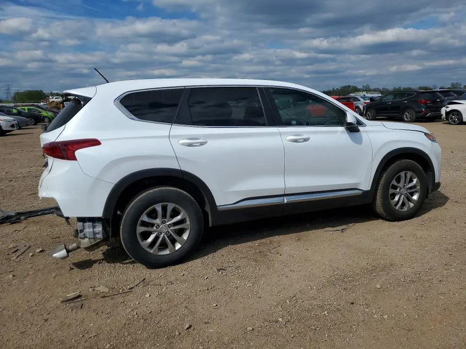 2019 HYUNDAI SANTA FE SE  