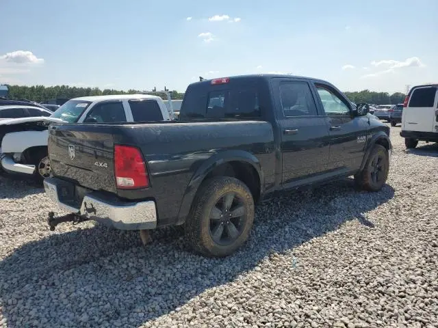 2016 RAM 1500 SLT  
