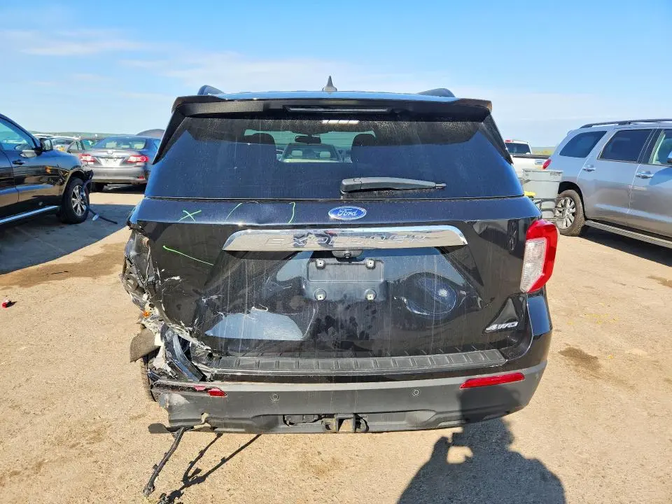 2021 FORD EXPLORER XLT  